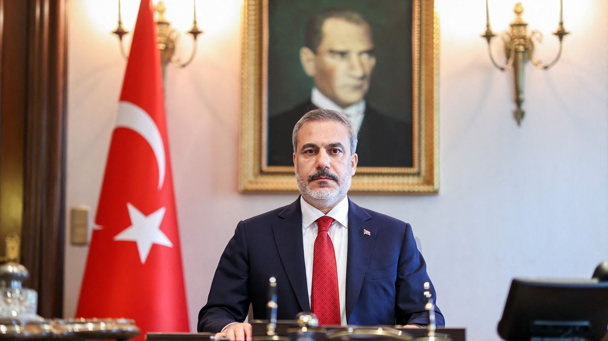 Erdoganova škatulata: šéf tajné služby se stal ministrem zahraničí